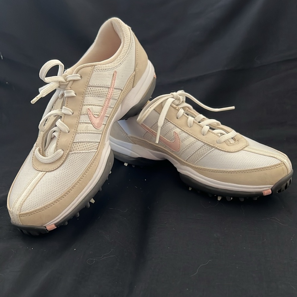 Nike / Air~Golf Shoes~Like New~Pink & White - Picture 4 of 9